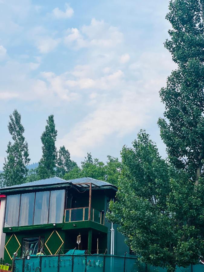 Lands End Resort Anantnag Exteriör bild